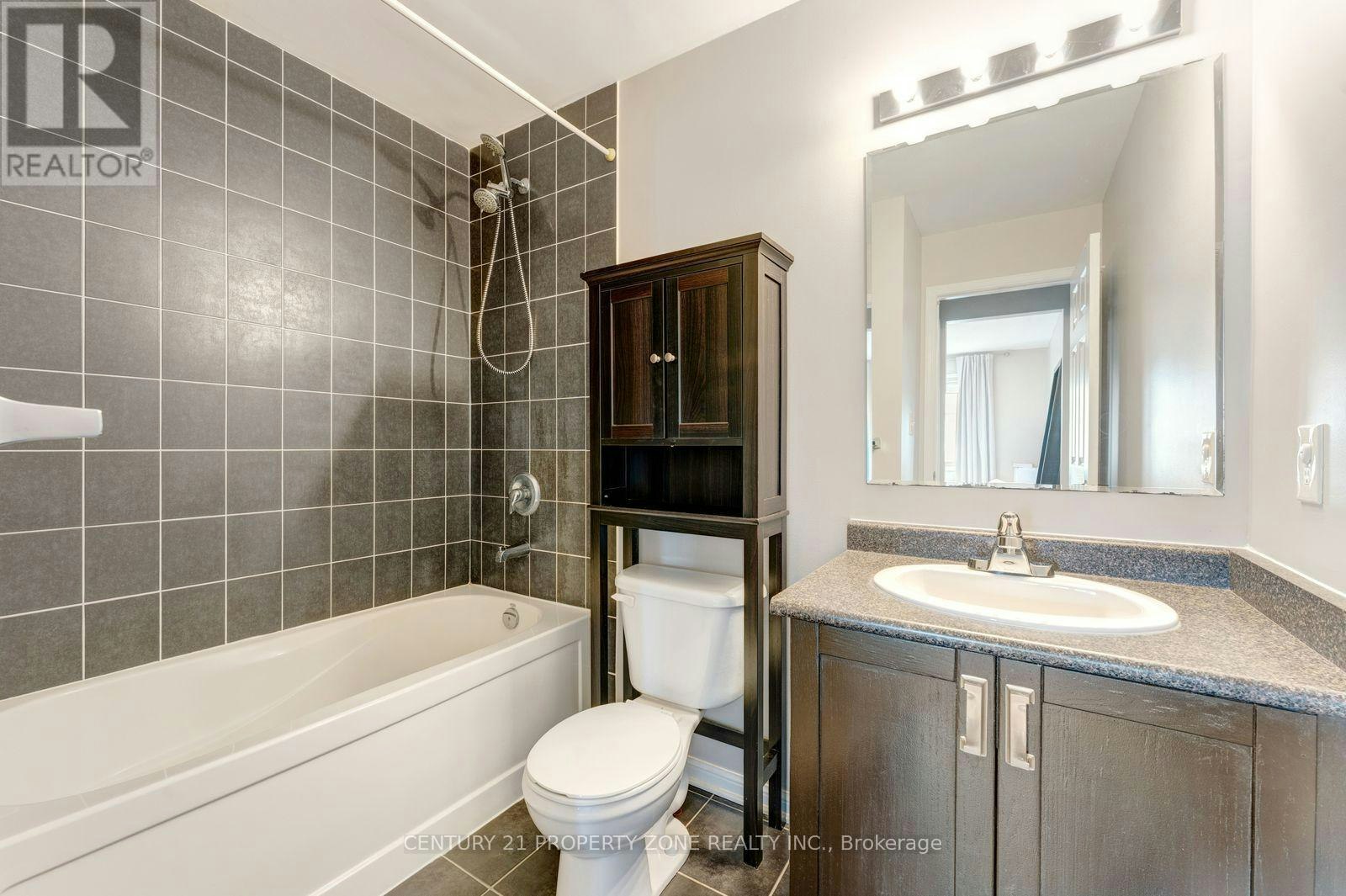 78 Michigan Avenue, Cambridge, ON, N3C 0C9 - 25