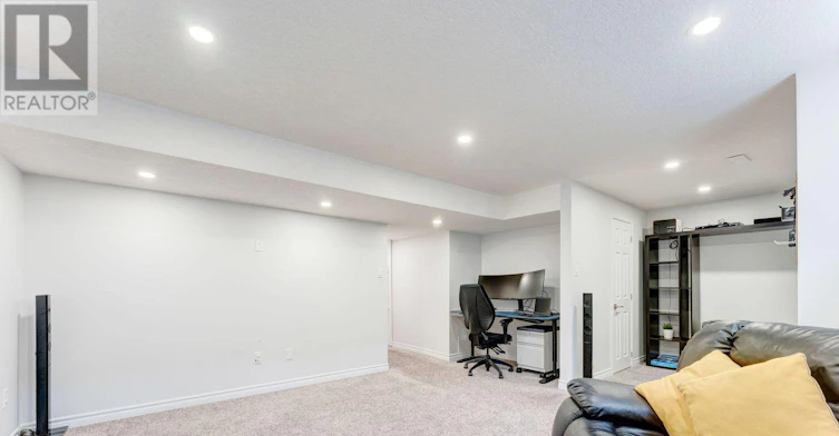 78 Michigan Avenue, Cambridge, ON, N3C 0C9 - 36