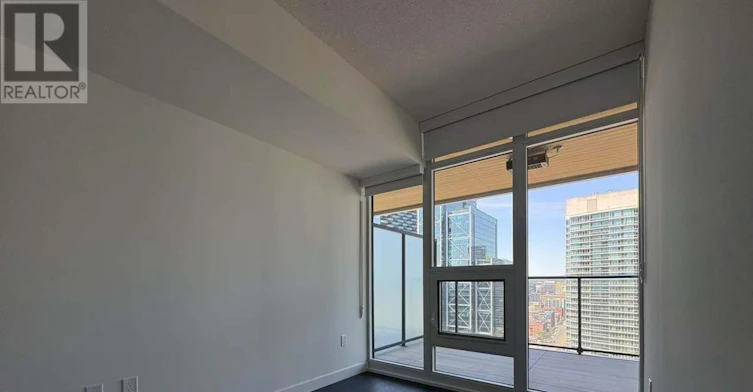 2605-3 Concord Cityplace Way, Toronto, ON, M5V 0X4 - 4