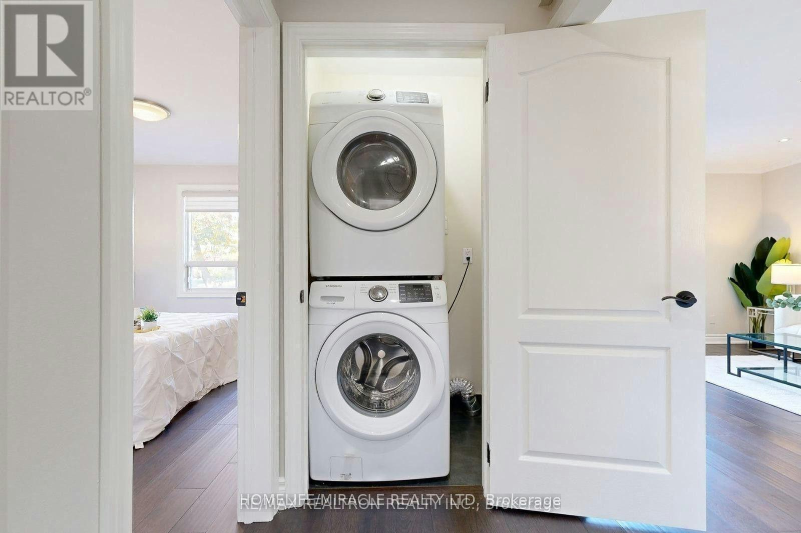 32 Araman Drive, Toronto, ON, M1T 2P6 - 9