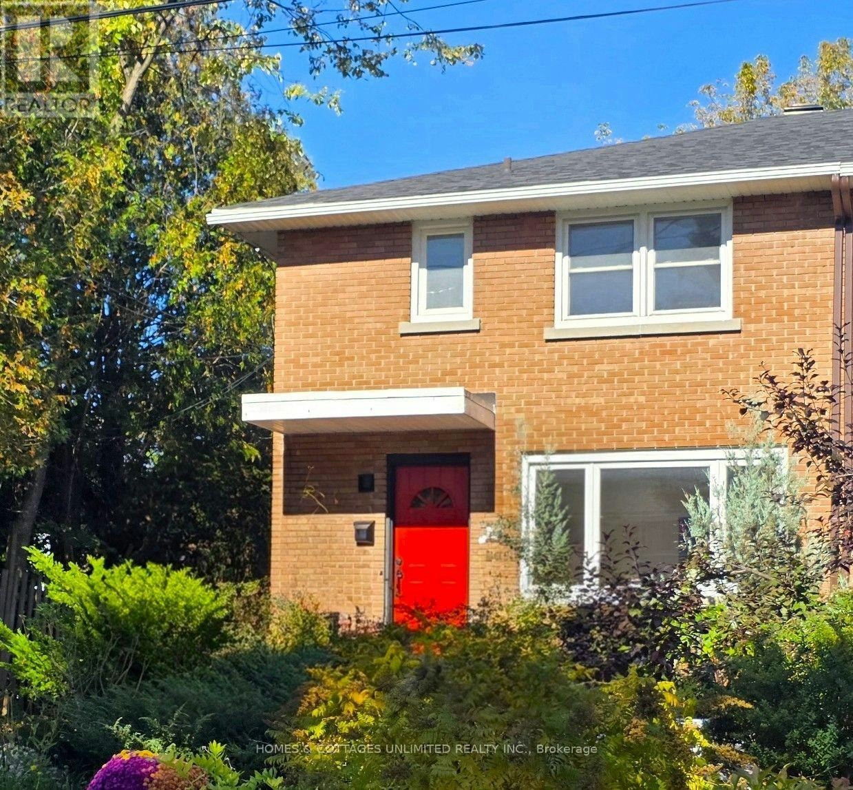 1205 Emperor Avenue, Ottawa, ON, K1Z 8C3