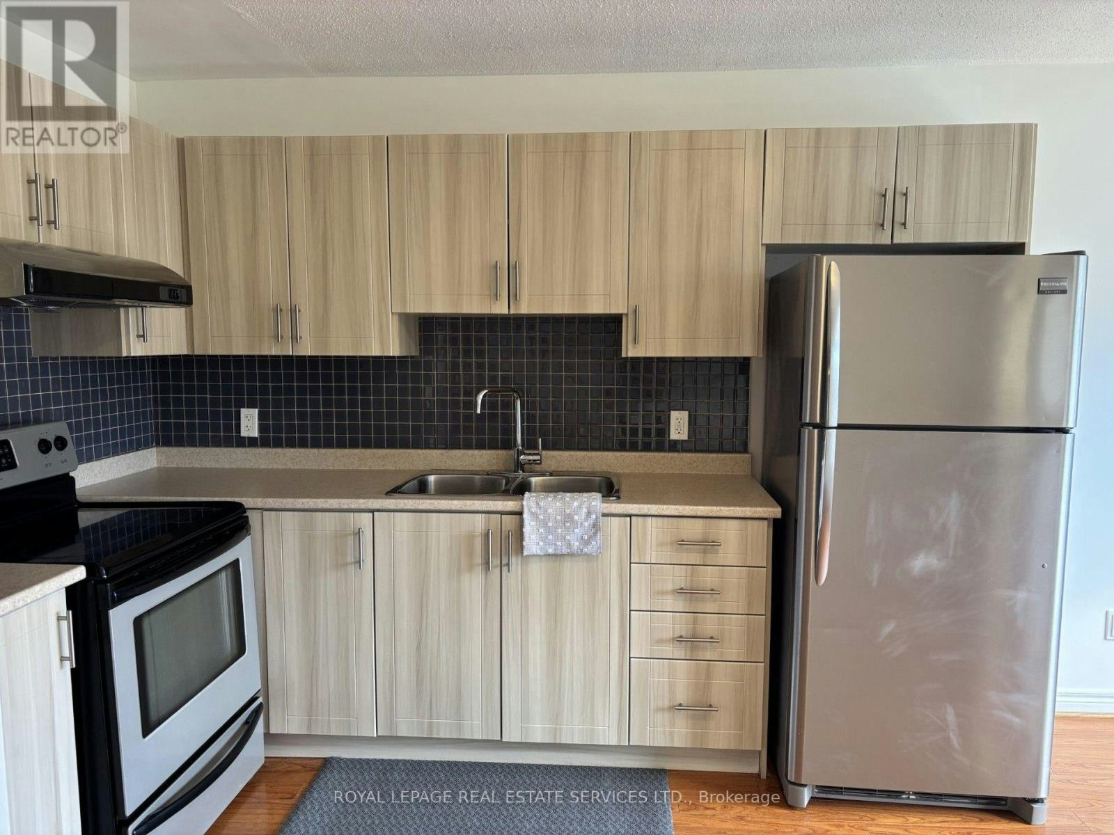 A-204 Gladstone Avenue, Toronto, ON, M6J 3L4 - 8