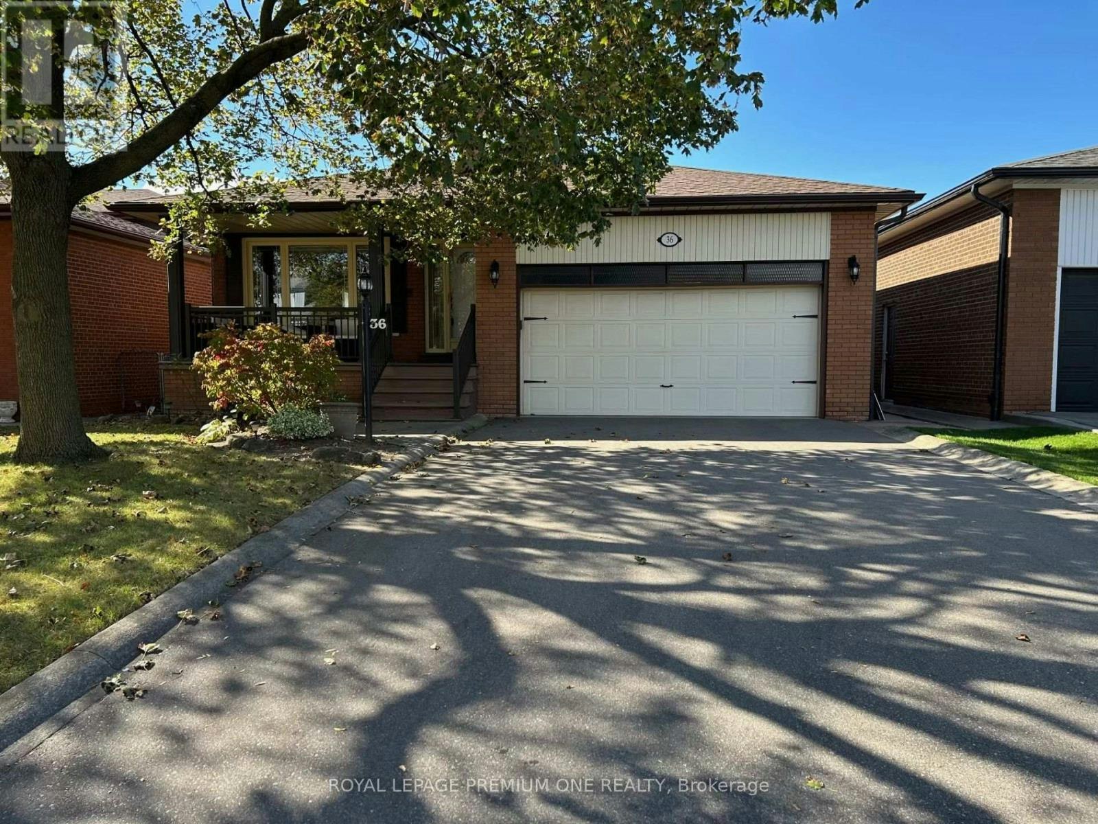 36 Windsor Road, Toronto, ON, M9R 3G4