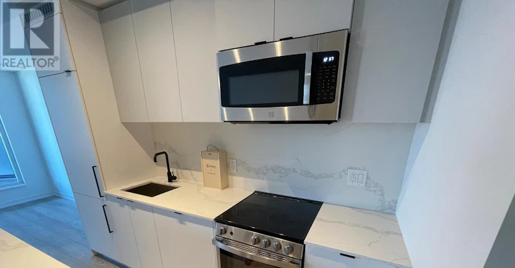 630-285 Dufferin Street W, Toronto, ON, M6K 0J2 - 4