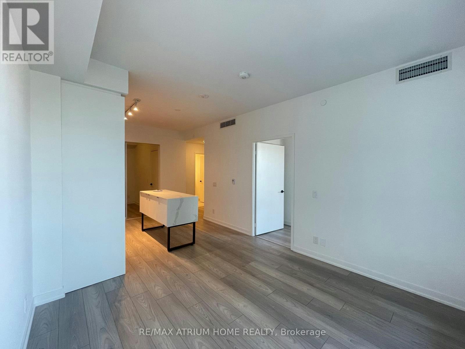 630-285 Dufferin Street W, Toronto, ON, M6K 0J2 - 9