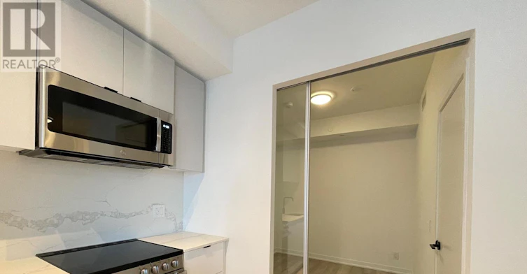 630-285 Dufferin Street W, Toronto, ON, M6K 0J2 - 6