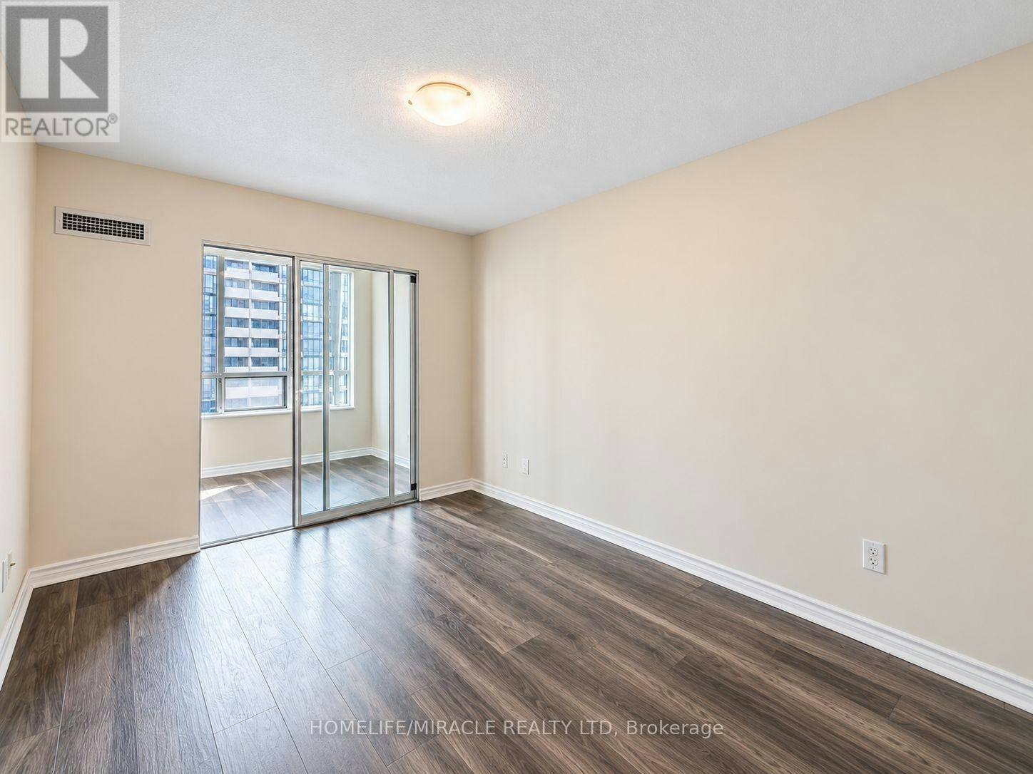 1510-335 Rathburn Road W, Mississauga, ON, L5B 0C8 - 10