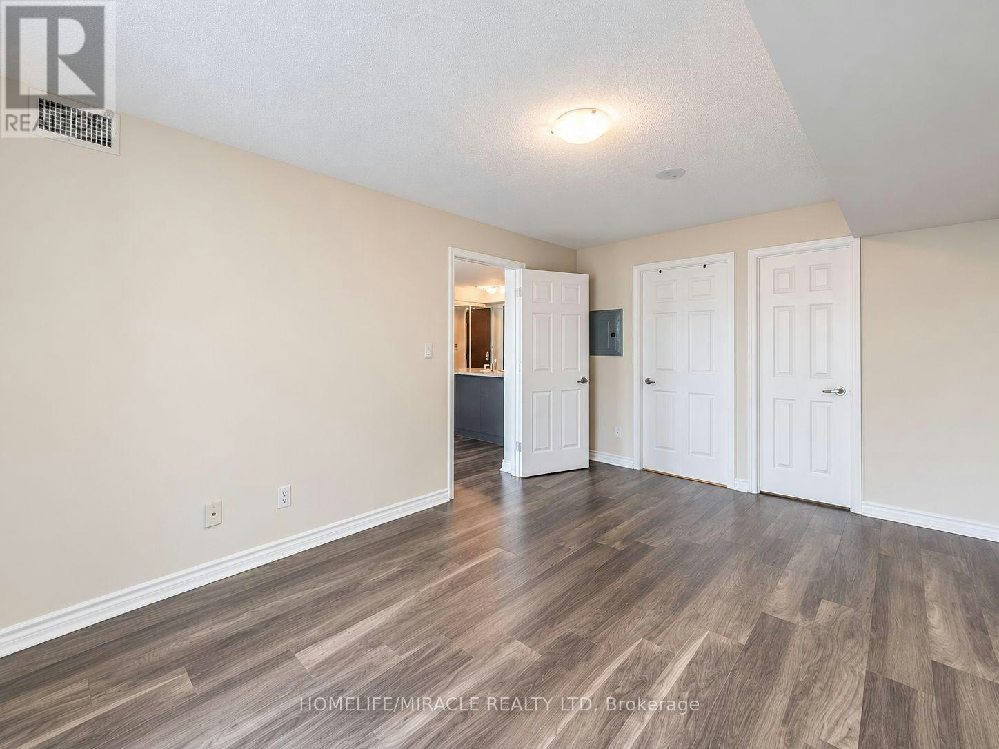 1510-335 Rathburn Road W, Mississauga, ON, L5B 0C8 - 11
