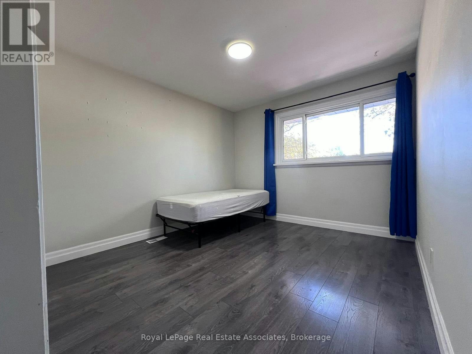 UPPER-222 Columbia Drive, Hamilton, ON, L9C 3Y9 - 13