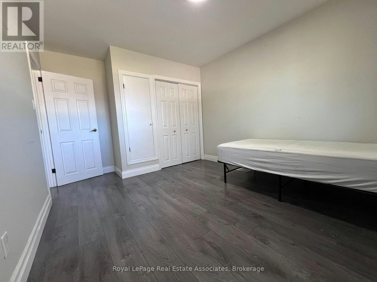 UPPER-222 Columbia Drive, Hamilton, ON, L9C 3Y9 - 11
