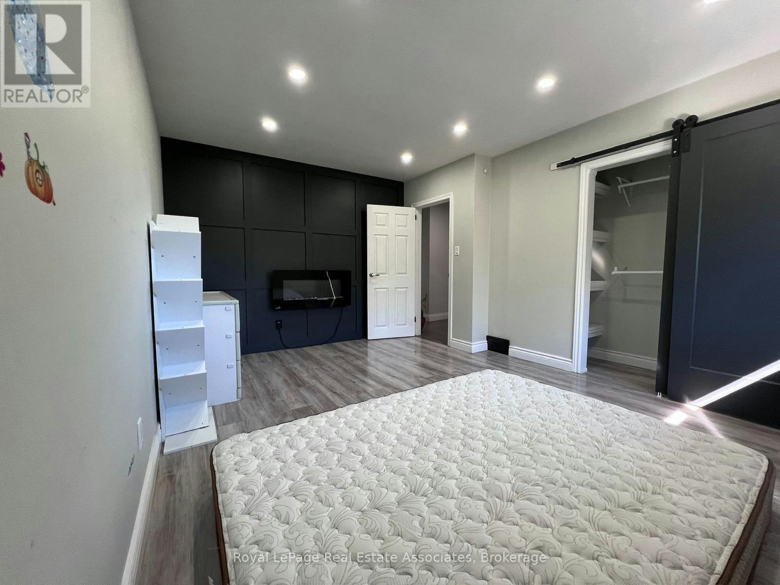 UPPER-222 Columbia Drive, Hamilton, ON, L9C 3Y9 - 26