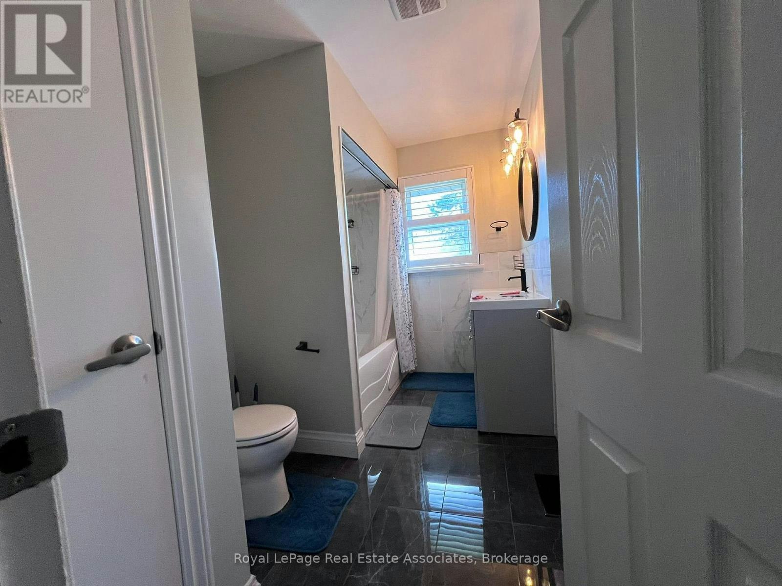 UPPER-222 Columbia Drive, Hamilton, ON, L9C 3Y9 - 17