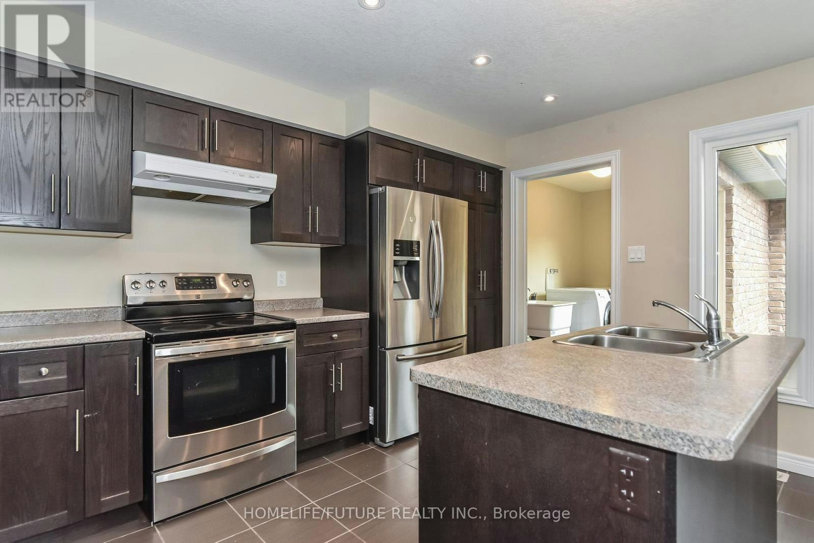 30-14 Amos Drive, Guelph, ON, N1L 0M2 - 4