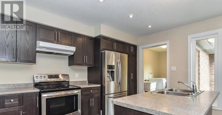 30-14 Amos Drive, Guelph, ON, N1L 0M2 - 4