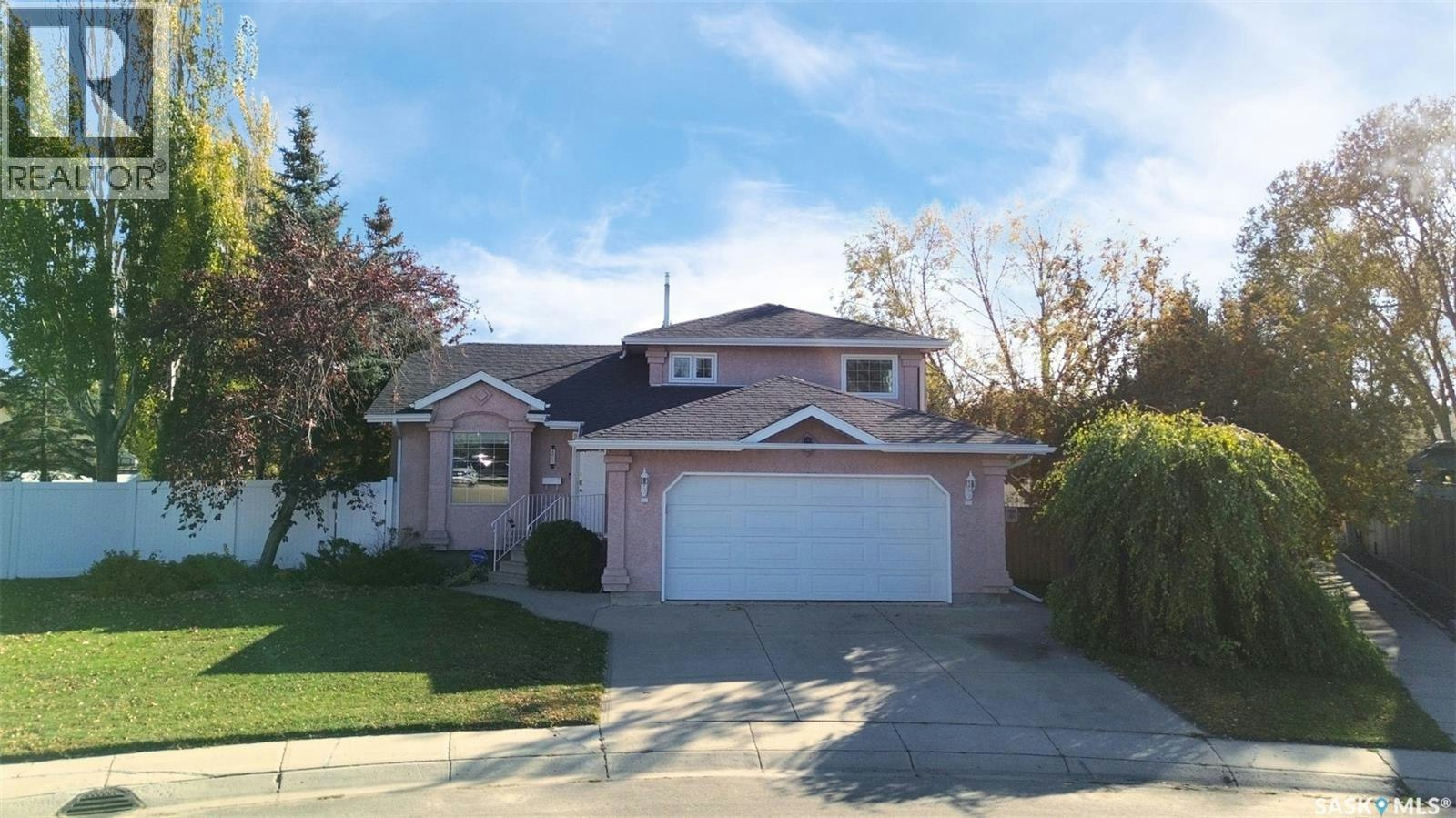 803 Swan Crescent, Saskatoon, SK, S7J 5C7