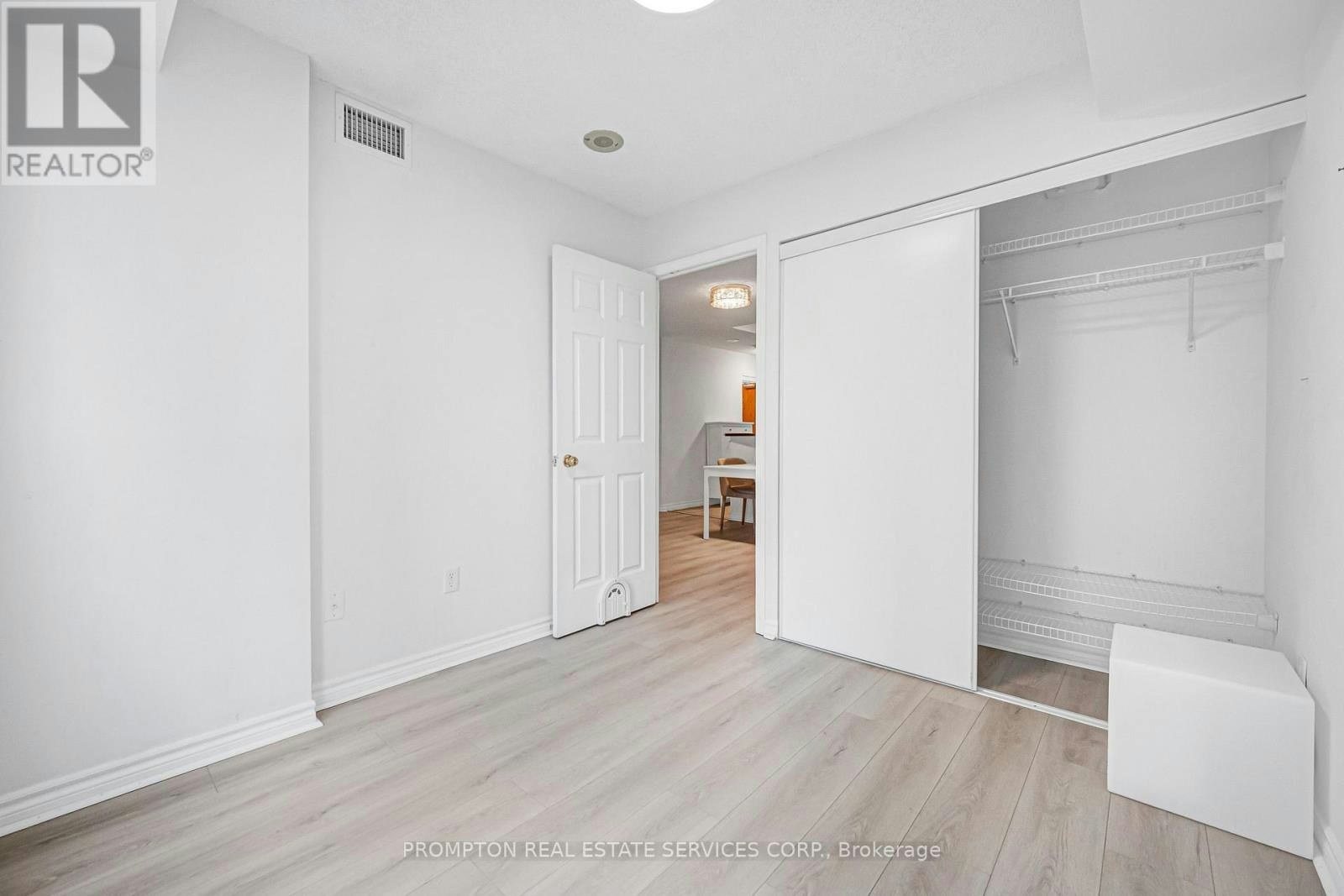 807-7 Lorraine Drive, Toronto, ON, M2N 7H2 - 19