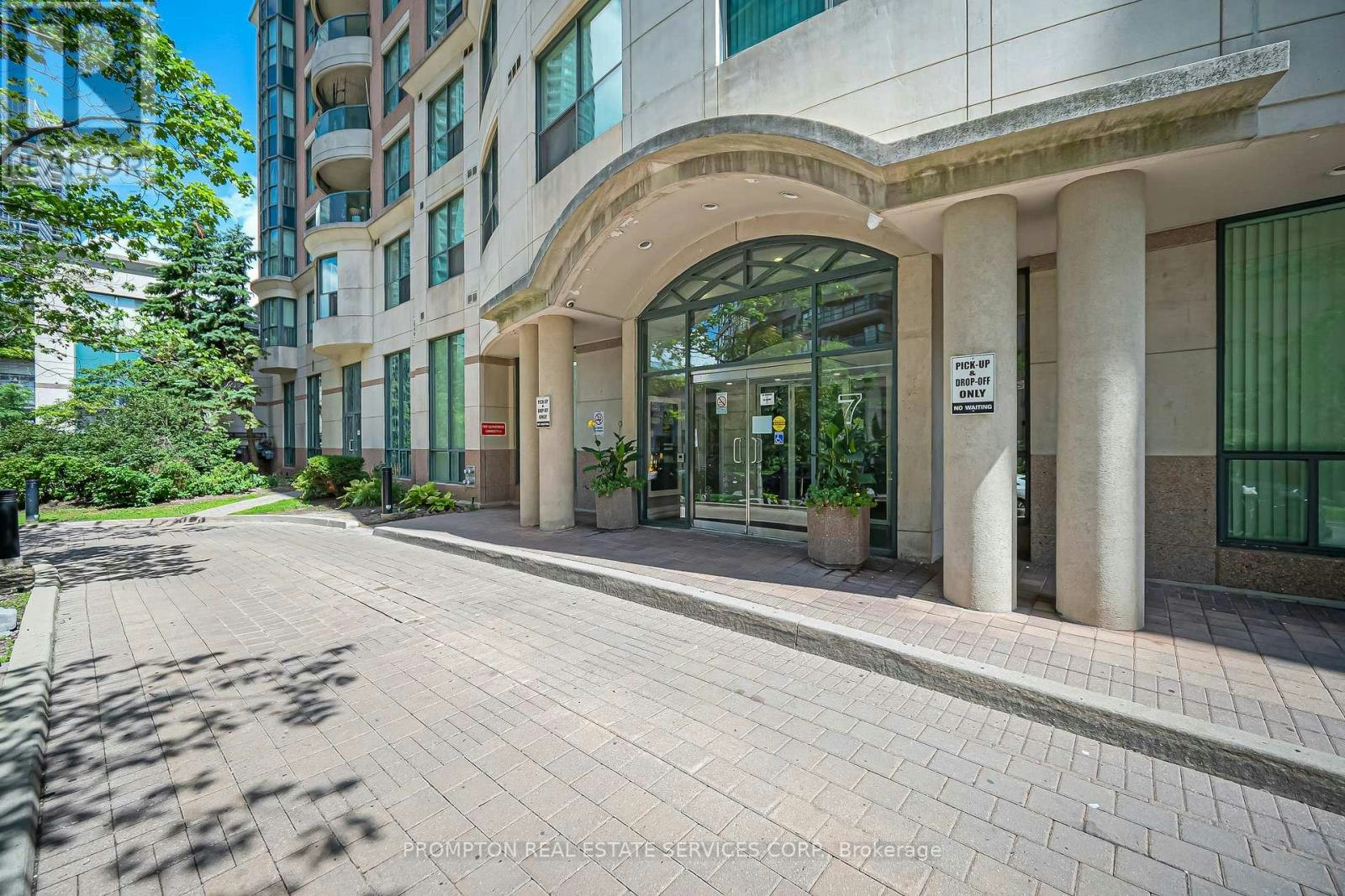 807-7 Lorraine Drive, Toronto, ON, M2N 7H2 - 2