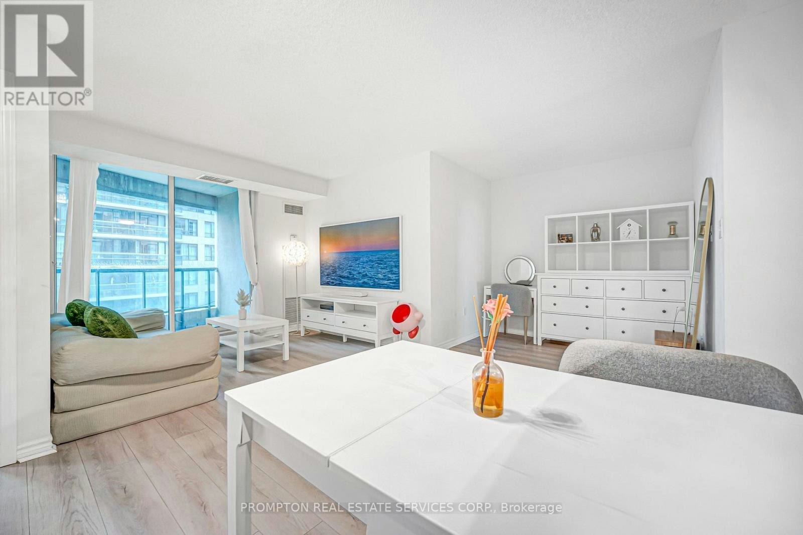 807-7 Lorraine Drive, Toronto, ON, M2N 7H2 - 10