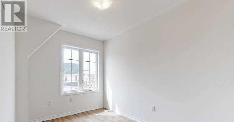 25-247 Danzatore Path, Oshawa, ON, L1L 0P9 - 32