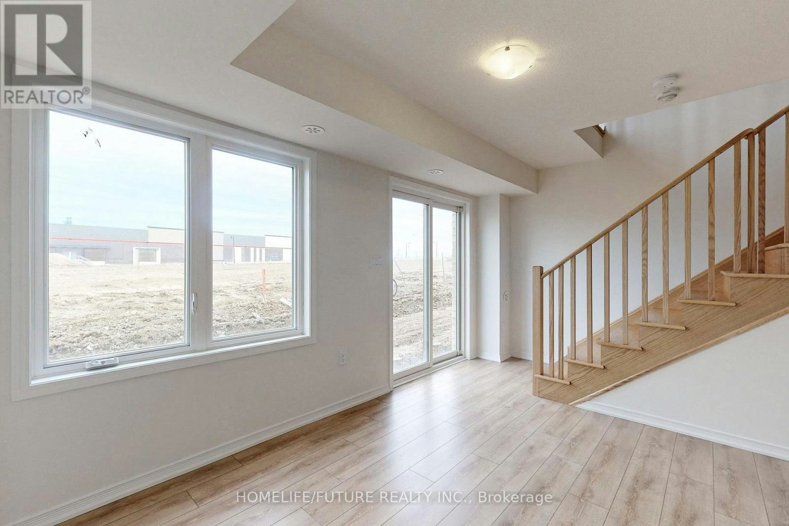 25-247 Danzatore Path, Oshawa, ON, L1L 0P9 - 5