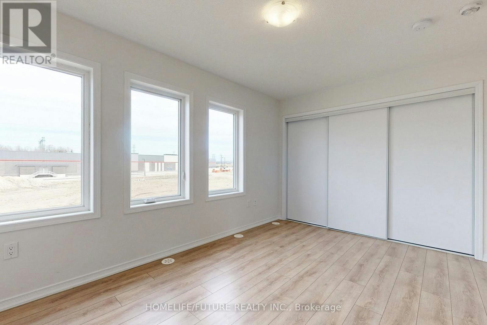 25-247 Danzatore Path, Oshawa, ON, L1L 0P9 - 28