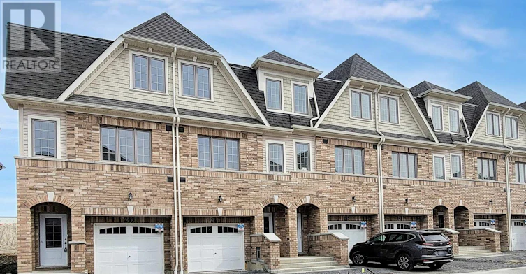 25-247 Danzatore Path, Oshawa, ON, L1L 0P9 - 3