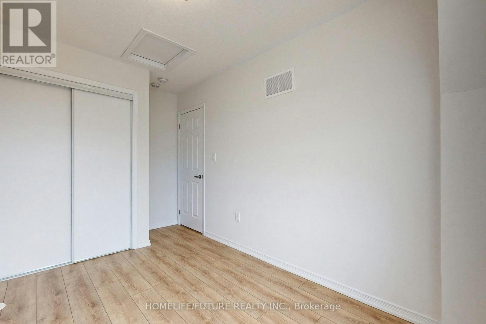 25-247 Danzatore Path, Oshawa, ON, L1L 0P9 - 34