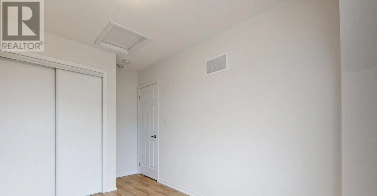 25-247 Danzatore Path, Oshawa, ON, L1L 0P9 - 34