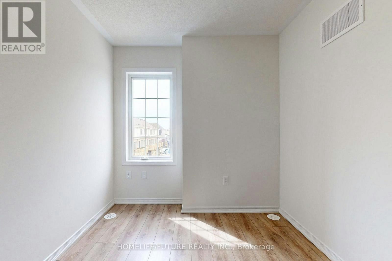 25-247 Danzatore Path, Oshawa, ON, L1L 0P9 - 36