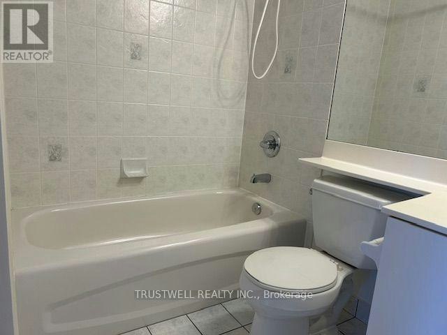905-130 Pond Drive, Markham, ON, L3T 7W5 - 11