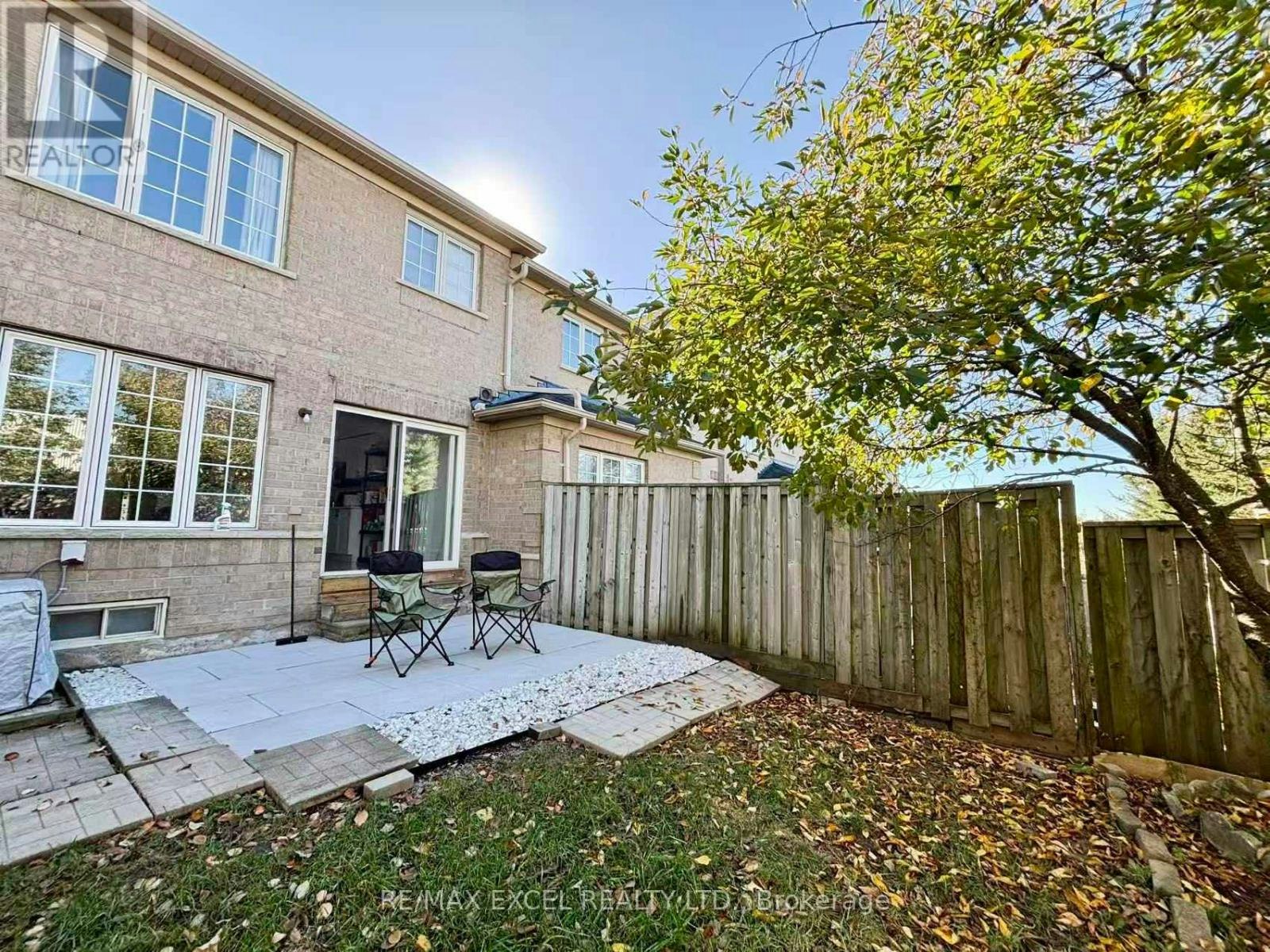 88 Millcliff Circle, Aurora, ON, L4G 7N9 - 13