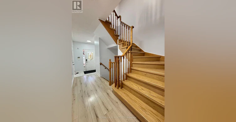 88 Millcliff Circle, Aurora, ON, L4G 7N9 - 7