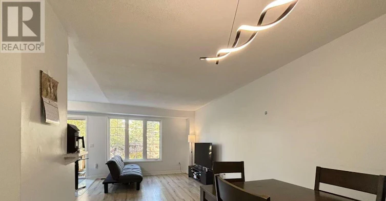 88 Millcliff Circle, Aurora, ON, L4G 7N9 - 3