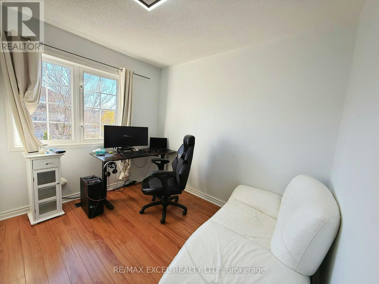 88 Millcliff Circle, Aurora, ON, L4G 7N9 - 11
