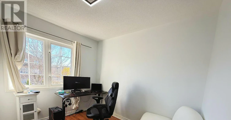 88 Millcliff Circle, Aurora, ON, L4G 7N9 - 11