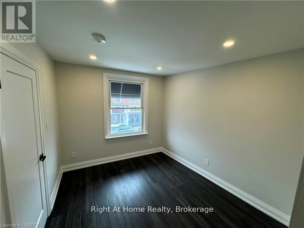 44 Main Street S, Halton Hills, ON, L7G 3G4 - 16
