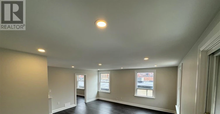 44 Main Street S, Halton Hills, ON, L7G 3G4 - 9