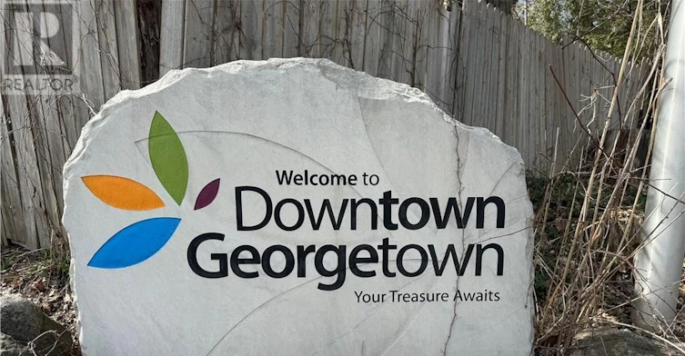 44 Main Street S, Halton Hills, ON, L7G 3G4 - 18