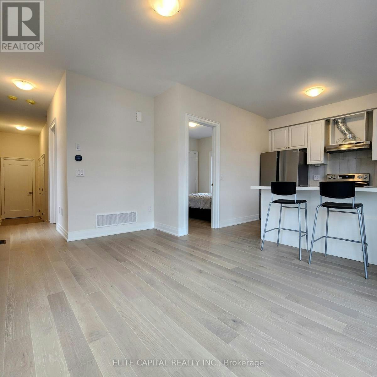 195 Milky Way Drive, Richmond Hill, ON, L4C 5H3 - 4