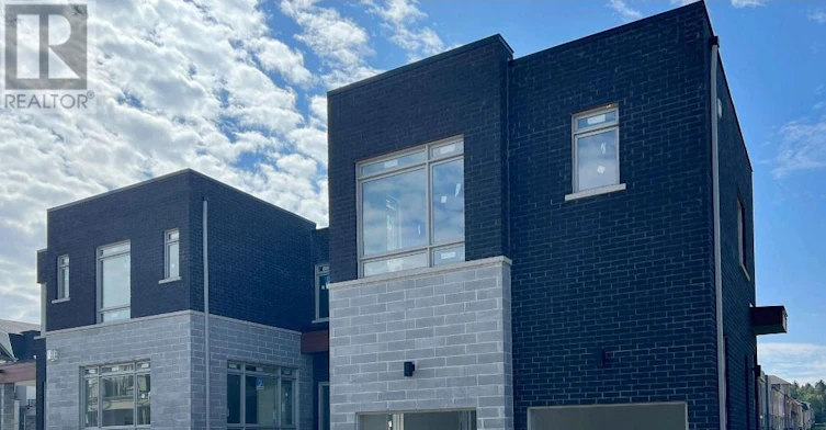 195 Milky Way Drive, Richmond Hill, ON, L4C 5H3
