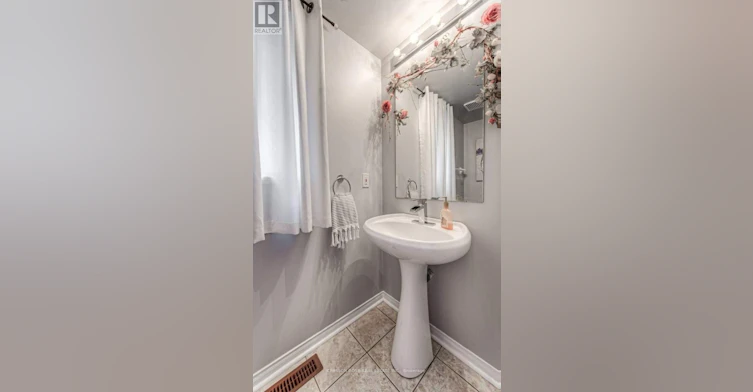 2096 Glenhampton Road, Oakville, ON, L6M 3X1 - 6