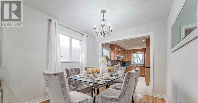 4169 Trapper Crescent, Mississauga, ON, L5L 3A7 - 3
