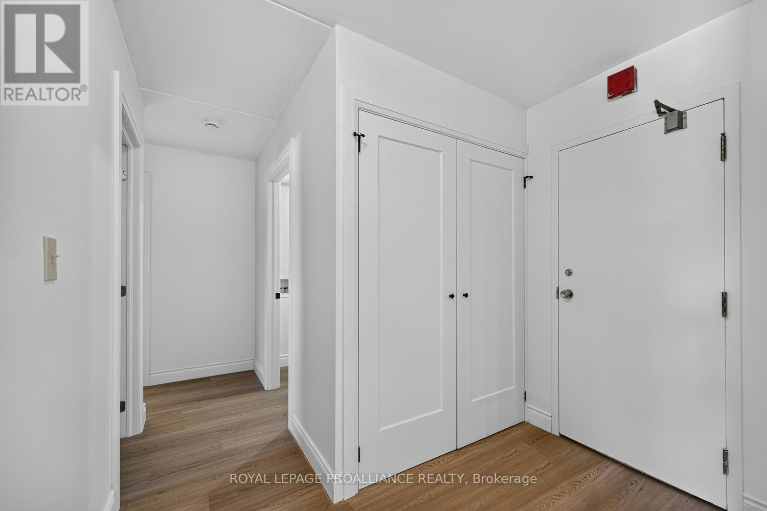 303-95 Windsor Drive, Brockville, ON, K6V 3H7 - 15