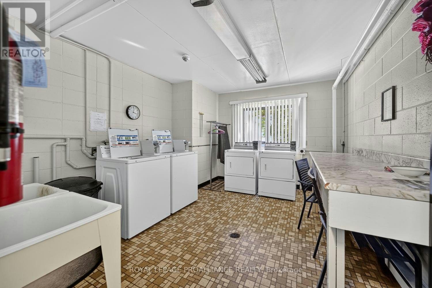 303-95 Windsor Drive, Brockville, ON, K6V 3H7 - 20
