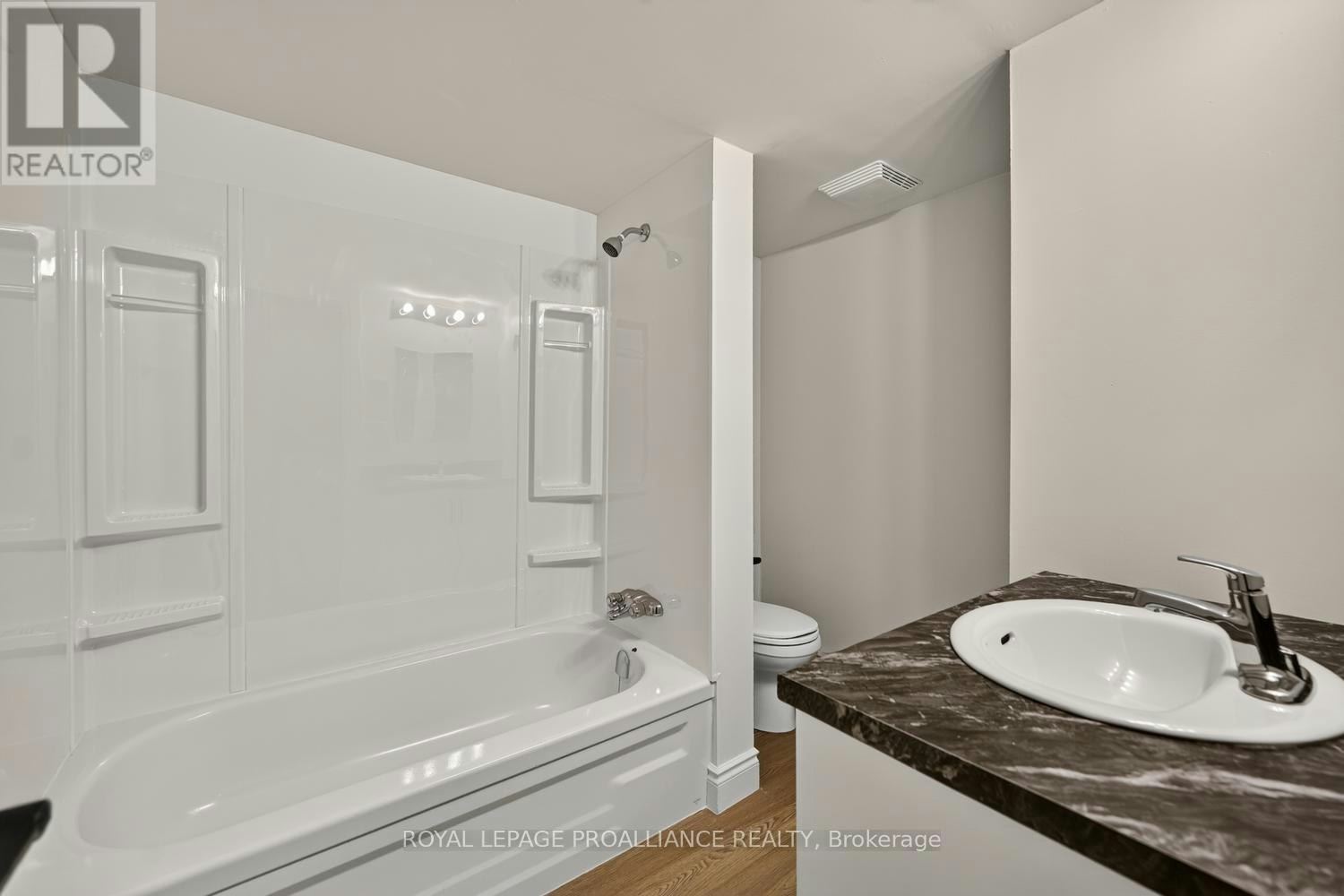 303-95 Windsor Drive, Brockville, ON, K6V 3H7 - 18