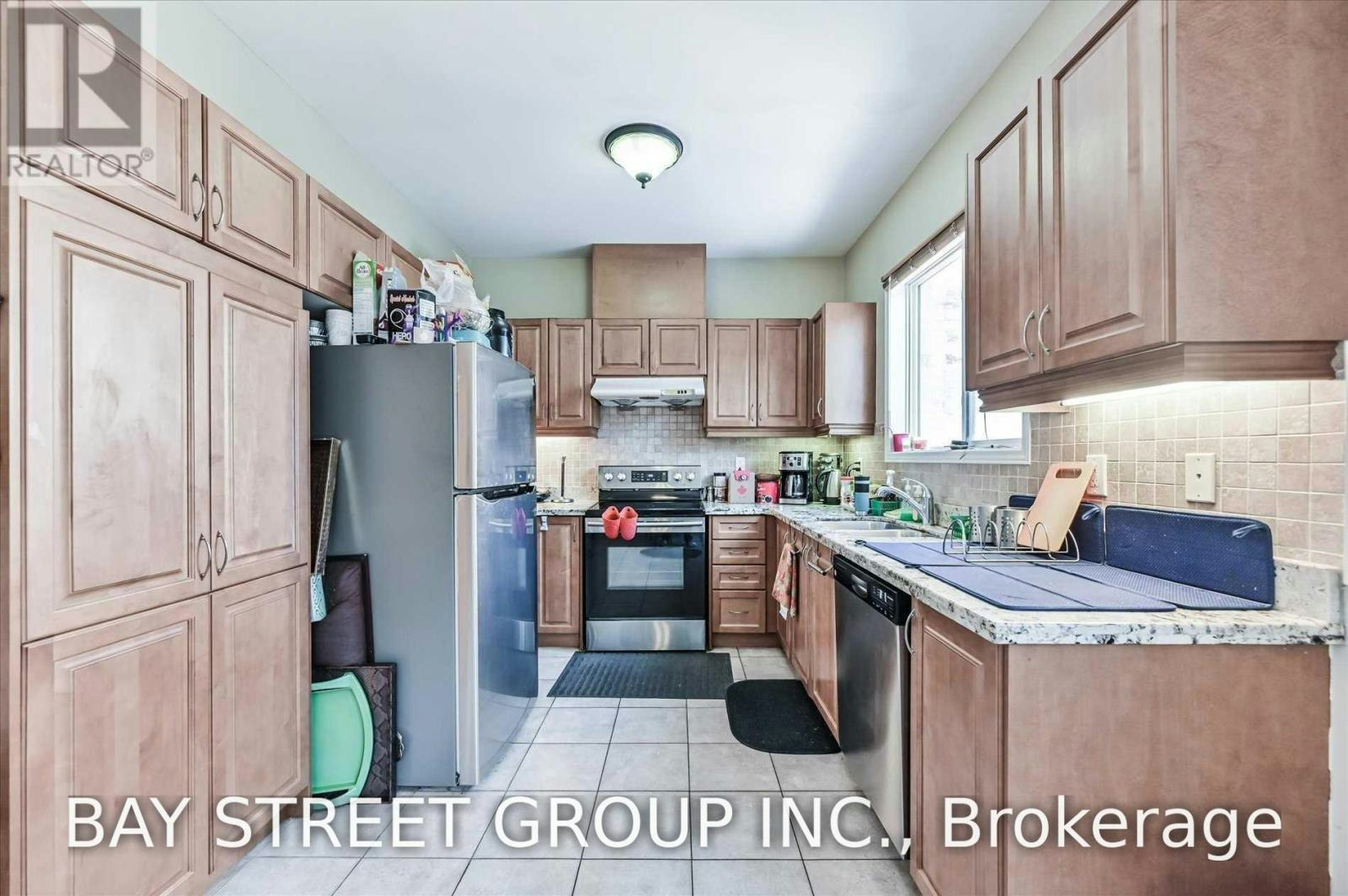 31 Levellands Crescent, Richmond Hill, ON, L4B 0A5 - 12