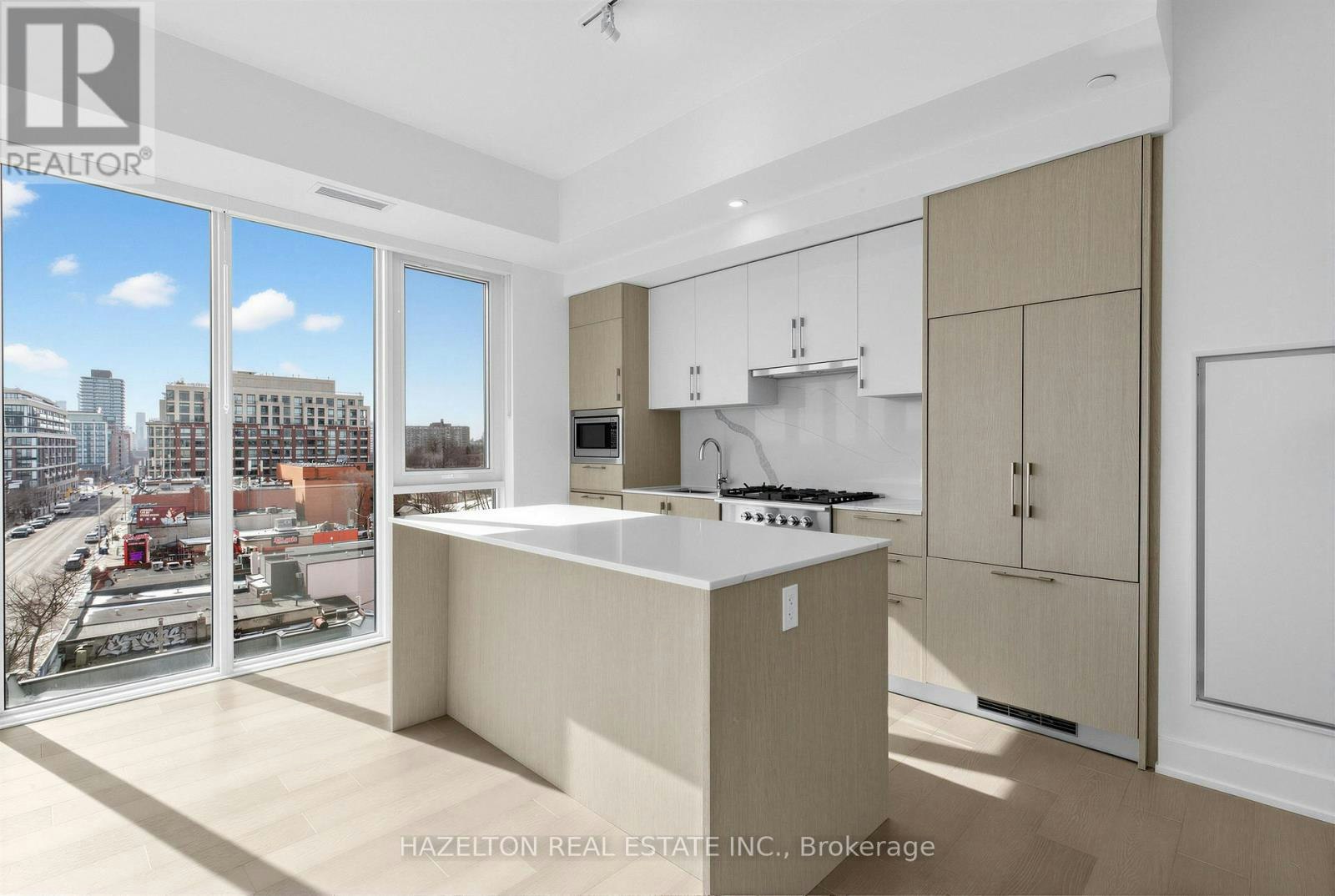 602-8 Manor Road W, Toronto, ON, M4S 0E6 - 4