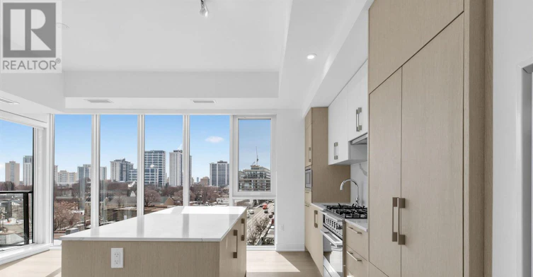 602-8 Manor Road W, Toronto, ON, M4S 0E6 - 3