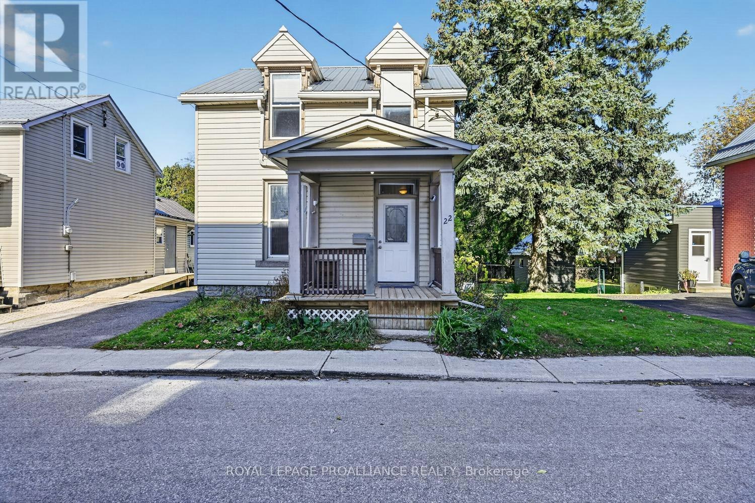 22 Abbott Street, Brockville, ON, K6V 4A4