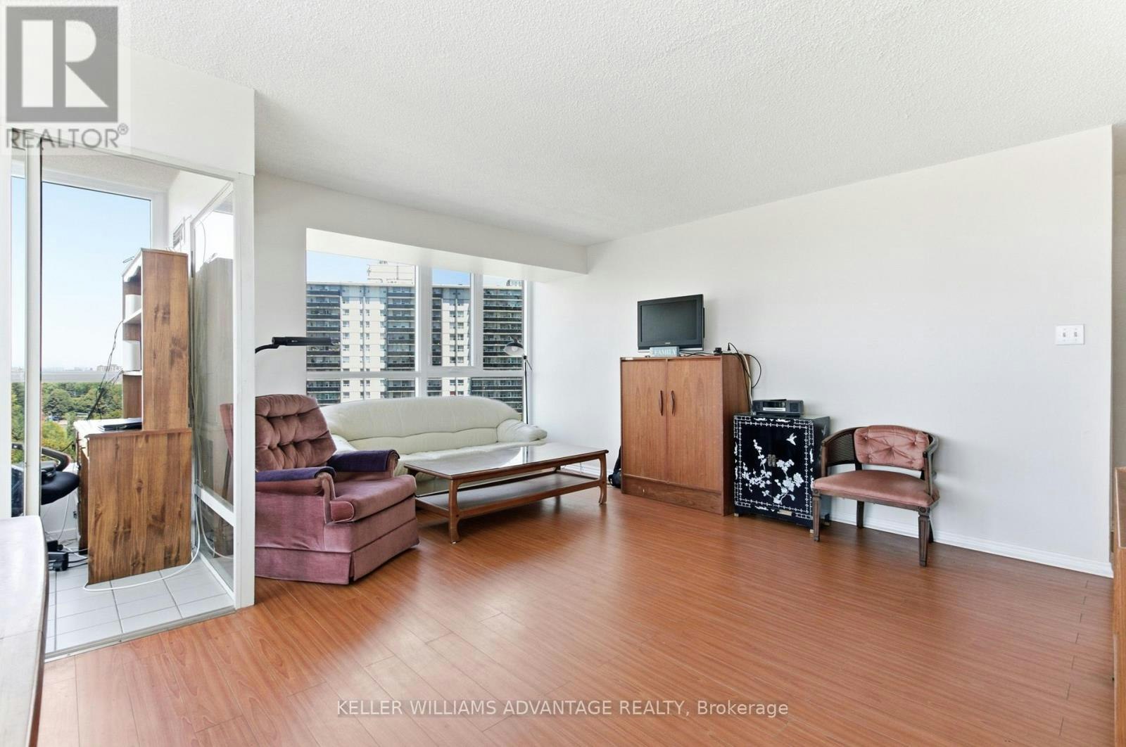 1006-3231 Eglinton Avenue E, Toronto, ON, M1J 3N5 - 7